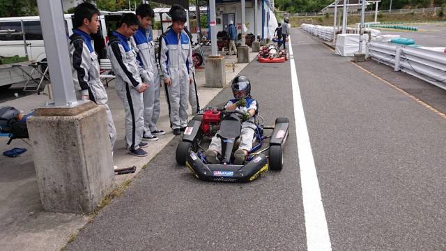 ☆ちょっと遅れ気味の(^^;<br />カート同好会 活動報告〜(*^▽^*)/