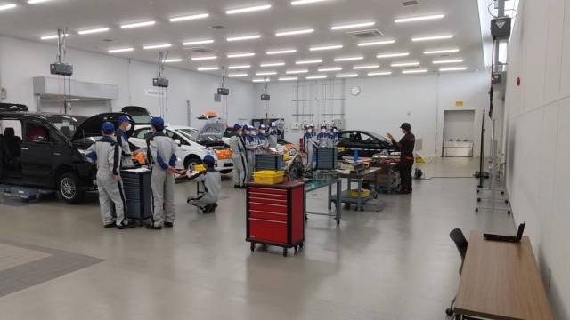 ☆2級コース/2年生『低圧電気取扱安全衛生教育』を受講しました!☆(7/26〜27)