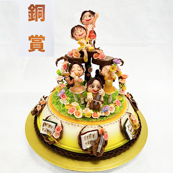 森脇里彩さんの作品